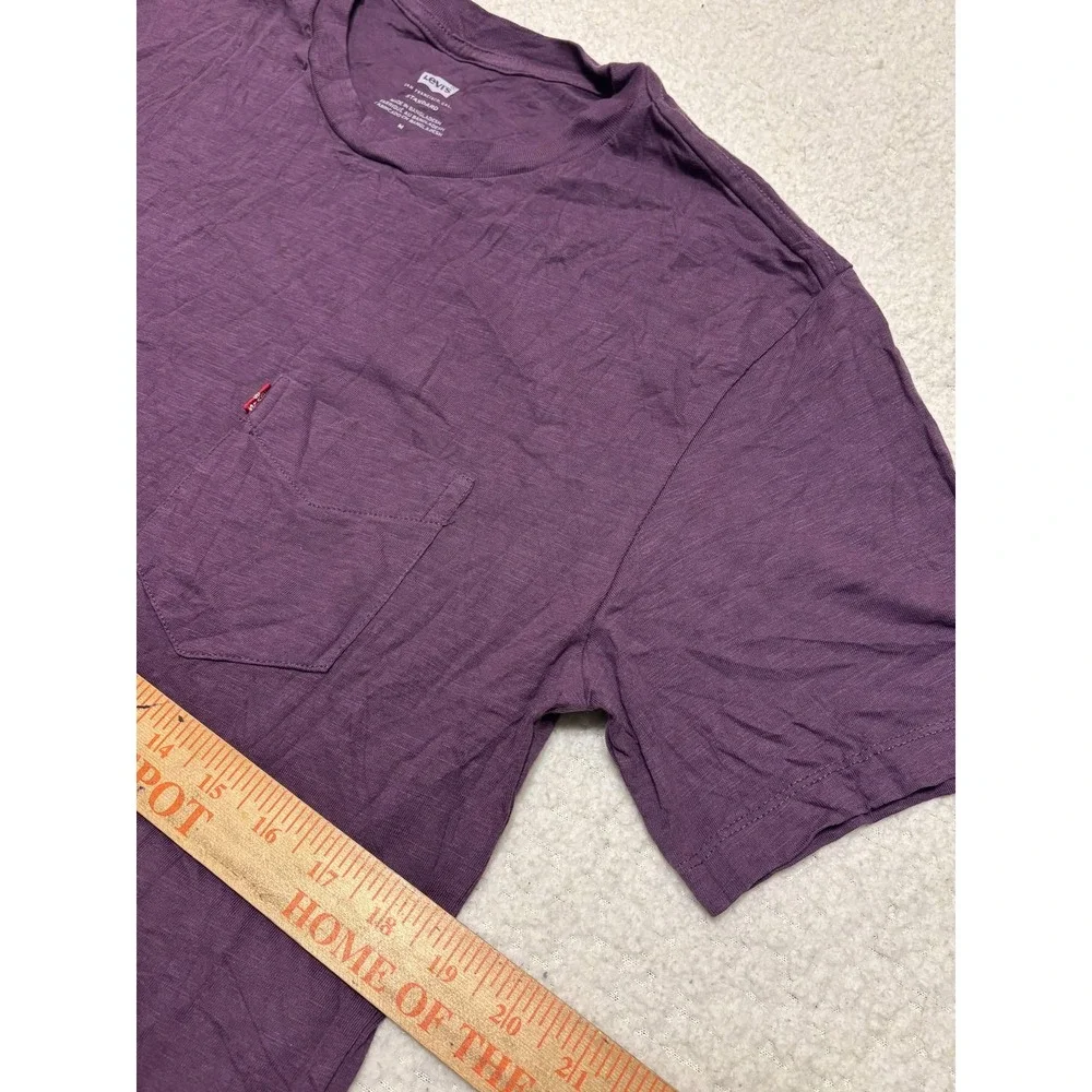 Levi's Mens Standard Pocket T-Shirt Purple Solid Basic Tee M 19342-0278